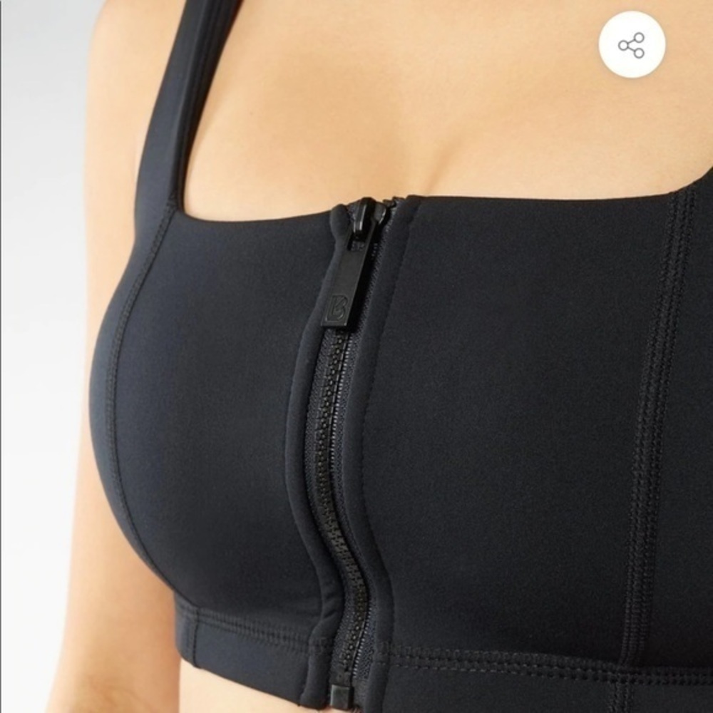 BuffBunny Dive Zip Sports Bra - Picture 5 of 7